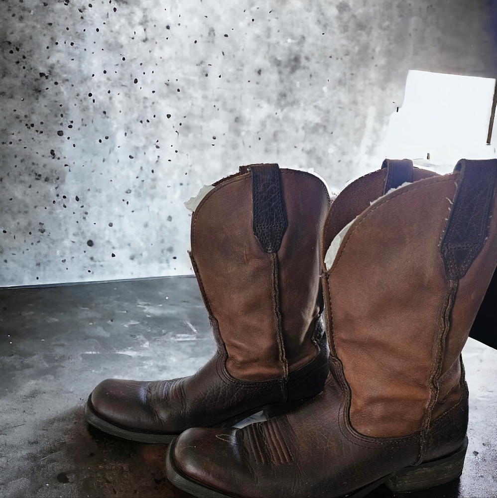 Ariot Western mens boots